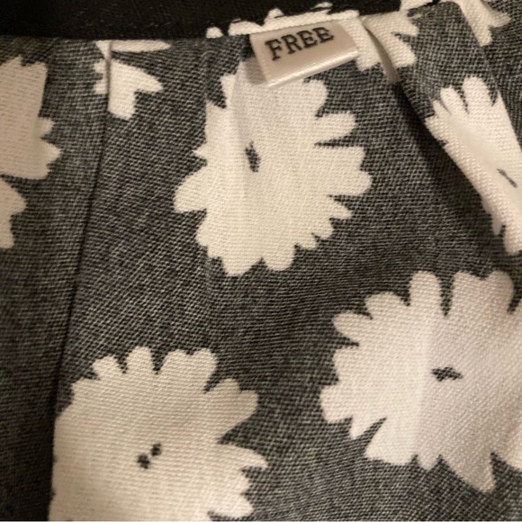 Cottagecore black and white floral maxi dress from Japan - Picture 4 of 5